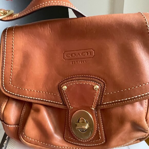 Soft Brown leather Coach Purse - Picture 1 of 3
